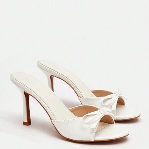 NWOT Shein White Bow Kitten Heels